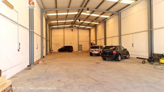 NAVE INDUSTRIAL EN VENTA EN EL POLÍGONO DE ESTEPONA - MALAGA