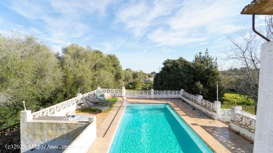 Encantadora Finca Rústica con Piscina - BALEARES