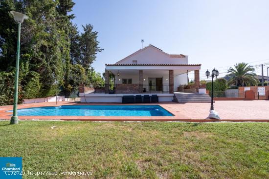 Chalet de lujo en urbanización Campodon - MADRID