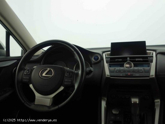 Lexus NX 2.5 300h Business Navigation 2WD + Pack Boutique Select - Zaragoza