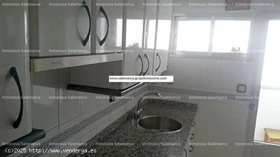 Salamanca( Centro histórico -Plaza Mayor); 3d, 1wc. SS.CC.  1050€ - Salamanca