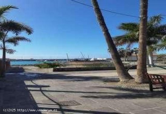 TRASPASO DE RESTAURANTE EN PRIMERA LINEA LOS CRISTIANOS