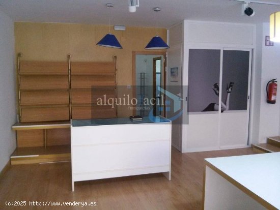 SE ALQUILA LOCAL/ VIRREY MORCILLO/ 100 METROS/ 550 €