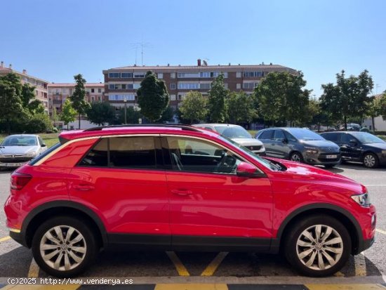 VOLKSWAGEN T-Roc en venta en Pamplona/IruÃ±a (Navarra) - Pamplona/IruÃ±a