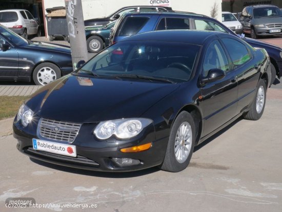  Chrysler 300 M 2.7 V6 24V de 1999 con 165.297 Km por 3.900 EUR. en Madrid 