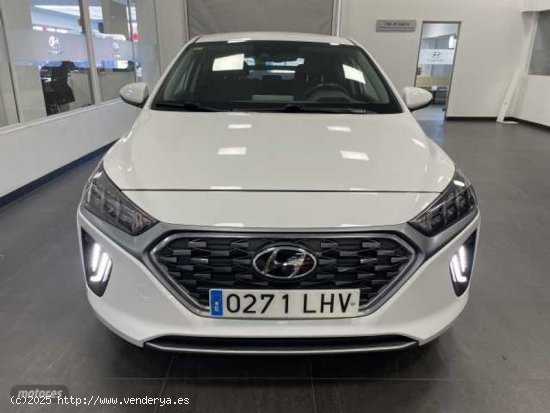 Hyundai Ioniq 1.6 GDI Tecno de 2020 con 88.660 Km por 18.000 EUR. en Madrid