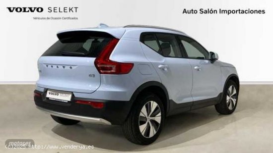 Volvo XC40 2.0 B3 CORE AUTO 5P de 2024 con 1.700 Km por 38.300 EUR. en Asturias