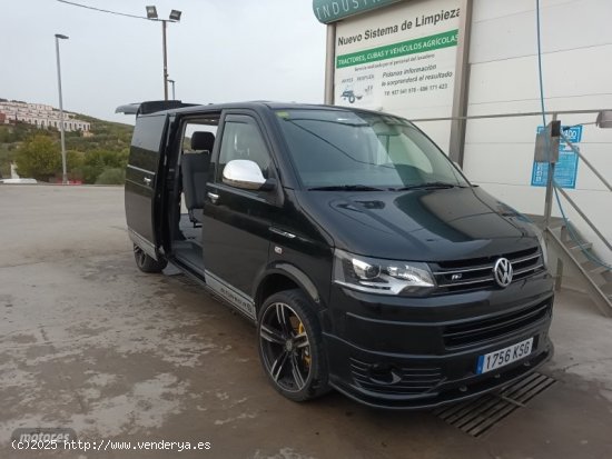  Volkswagen Caravelle Premium Corta 2.0 TDI 150kW BMT DSG 4Mot de 2016 con 220.000 Km por 40.000 EUR. 