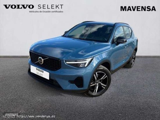  Volvo XC40 XC40 Plus, B3 mild hybrid, Gasolina, Dark de 2023 con 23.670 Km por 36.500 EUR. en Badajo 