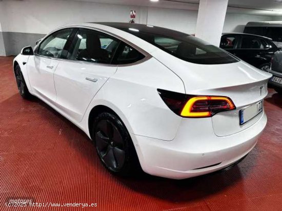 Tesla Model 3 3 Standard RWD Plus con 99.000 Km por 26.499 EUR. en Madrid