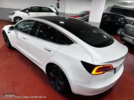 Tesla Model 3 3 Standard RWD Plus con 99.000 Km por 26.499 EUR. en Madrid