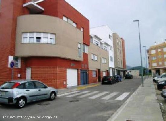  Plaza de parking con fácil acceso y trastero en Potries, C/Llavadors 9 - VALENCIA 