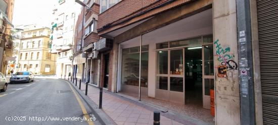 Local comercial en Murcia zona Barrio del Carmen, junto Avenida río Segura - MURCIA