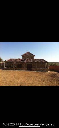 Casa en venta en Yuncos - TOLEDO