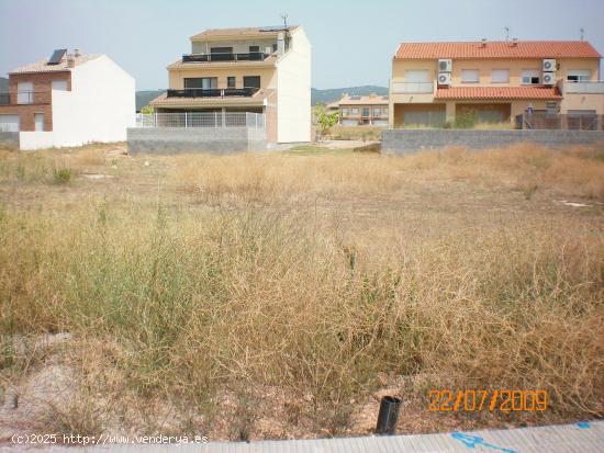 FANTÁSTICA PARCELA DE 194 M2 EN LLORENÇ DEL PENEDÉS - TARRAGONA