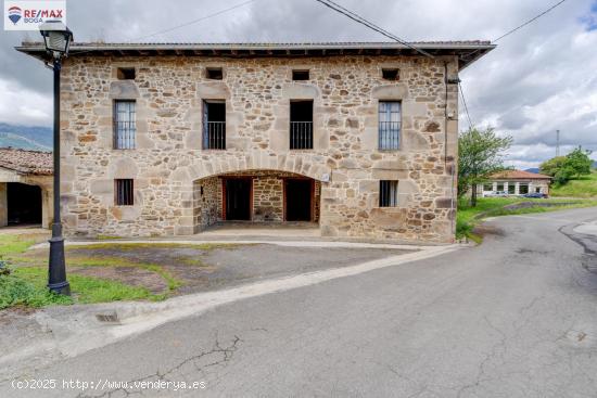 Caserón Rústico en Zeanuri - VIZCAYA