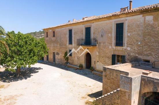 Emblemática posesión mallorquina del Siglo XVI, en Algaida - BALEARES