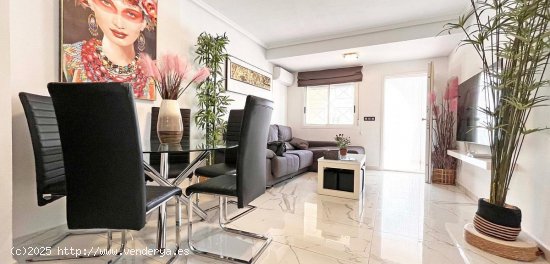 Chalet en venta en Torrevieja (Alicante)