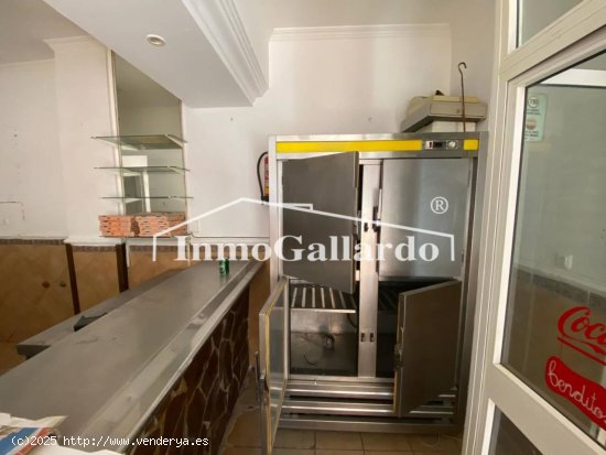 Local en venta en Rincón de la Victoria (Málaga)