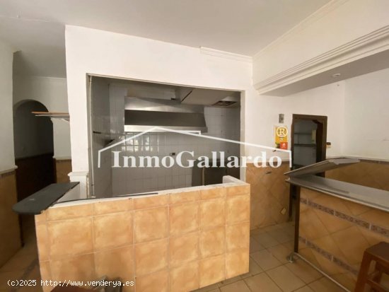 Local en venta en Rincón de la Victoria (Málaga)