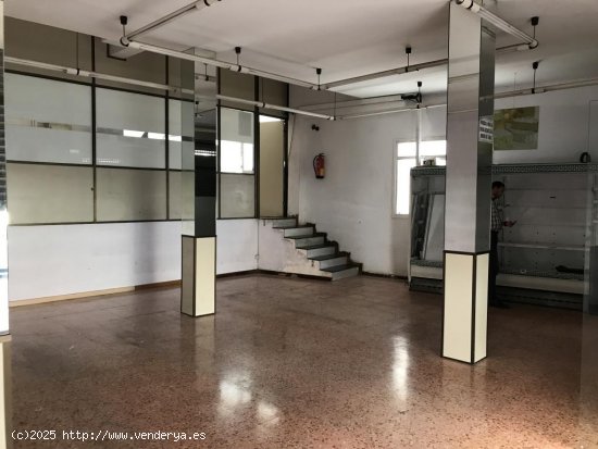 Local comercial en alquiler  en Sant Joan Despí - Barcelona