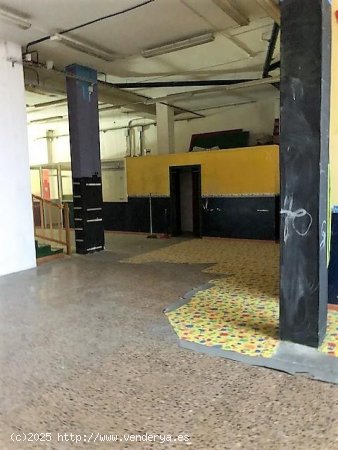 Local comercial en alquiler  en Hospitalet de Llobregat, l - Barcelona