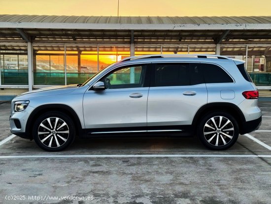 Mercedes GLB 220D 4MATIC AUTOMÁTICO con TECHO PANORÁMICO, CUERO COMPLETO... - El Prat de Llobregat