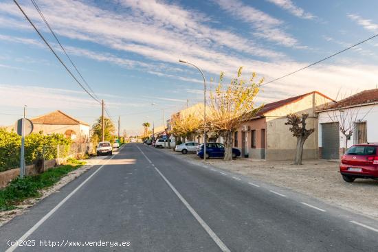 Casa de Pueblo a las afueras de Rafal - ALICANTE