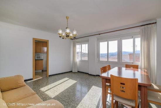  OPORTUNIDAD ÚNICA, CASA EN VENTA ZONA BARRIADA MIÓN!! - BARCELONA 