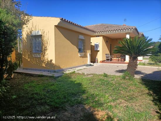  Chalet URBANO de 3 dormitorios en Los Gallos - CADIZ 