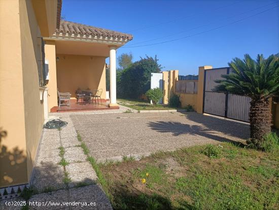 Chalet URBANO de 3 dormitorios en Los Gallos - CADIZ