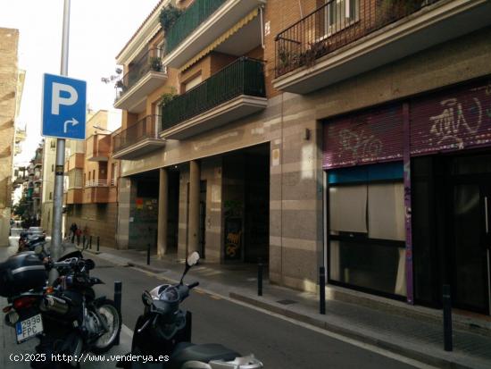 INVIERTA en una cómoda y fácil plaza de aparcamiento en la calle Rei Marti 32 - BARCELONA