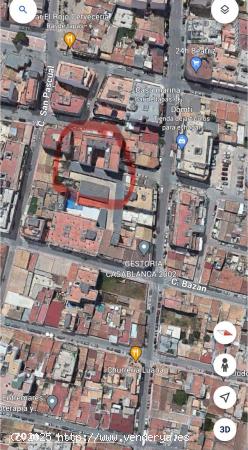 SE ALQUILA LOCAL COMERCIAL CENTRICO  DE 100 MTS2 EN TORREVIEJA - ALICANTE