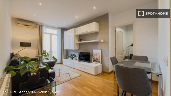 Apartamento entero de 3 habitaciones en Barcelona. - BARCELONA