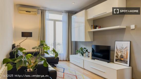 Apartamento entero de 3 habitaciones en Barcelona. - BARCELONA