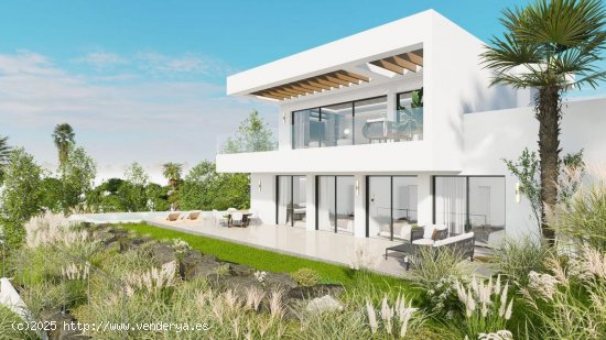 Casa en venta a estrenar en Estepona (Málaga)