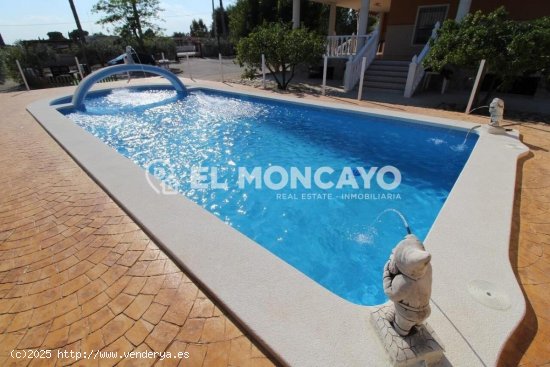 Villa en venta en Elche (Alicante)