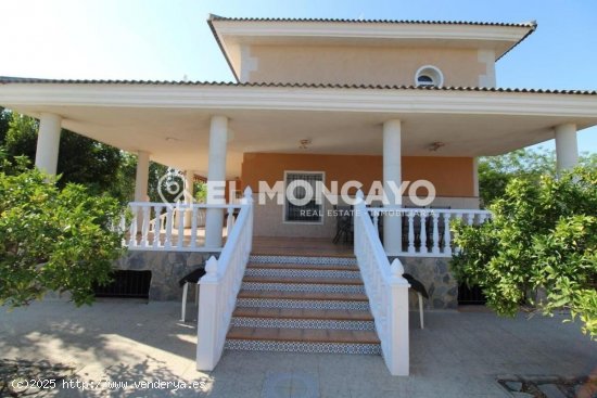 Villa en venta en Elche (Alicante)