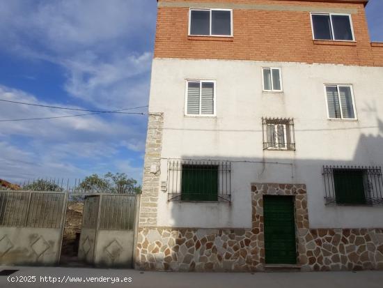 CASA EN VENTA EN TORRECUADRADA DE MOLINA (GUADALAJARA) - GUADALAJARA