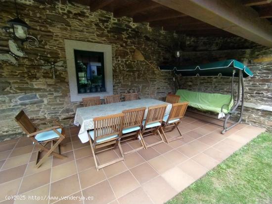 SE VENDE CASA CON PISCINA Y JARDÍN EN FENE, FENE - A CORUÑA