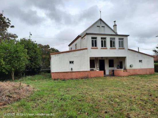 SE VENDE CASA PARA REFORMAR CON GRAN FINCA EN EL VAL, NARÓN - A CORUÑA