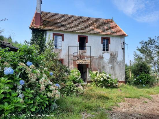 CASA PARA REFORMA INTEGRAL CON FINCA EN SEDES, NARÓN - A CORUÑA