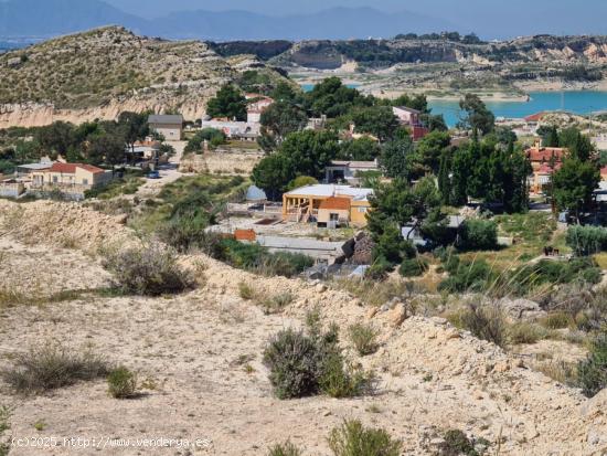 Parcela en el Pantano de Crevillent - ALICANTE