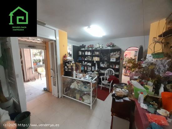 LOCAL COMERCIAL EN VENTA/ALQUILER EN EL CENTRO - PONTEVEDRA