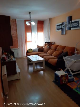 SE VENDE VIVIENDA DE DOS DORMITORIOS EN VILLALOBON - PALENCIA