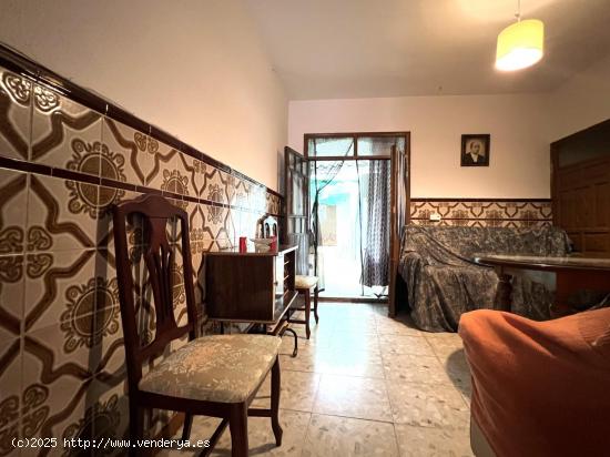 CASA EN VENTA EN MEDELLÍN - BADAJOZ