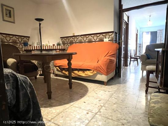 CASA EN VENTA EN MEDELLÍN - BADAJOZ