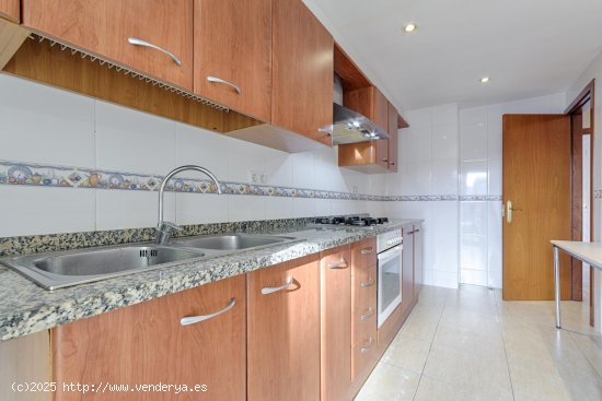 Piso en venta  en Figueres - Girona