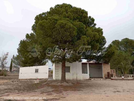 Casa de campo-Masía en Venta en Yecla Murcia