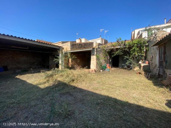 Casa en planta baja con jardín de 300 m2